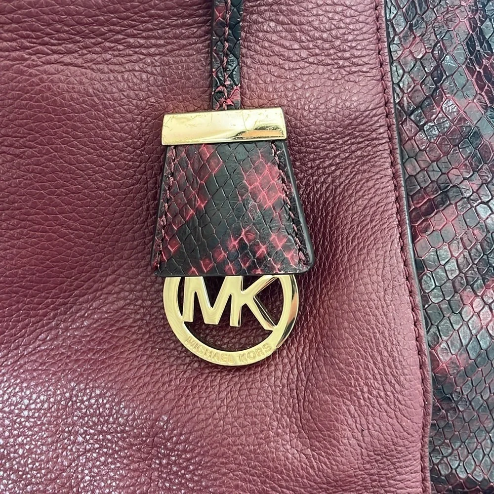 MICHAEL KORS Riley satchel maroon snakeskin leather